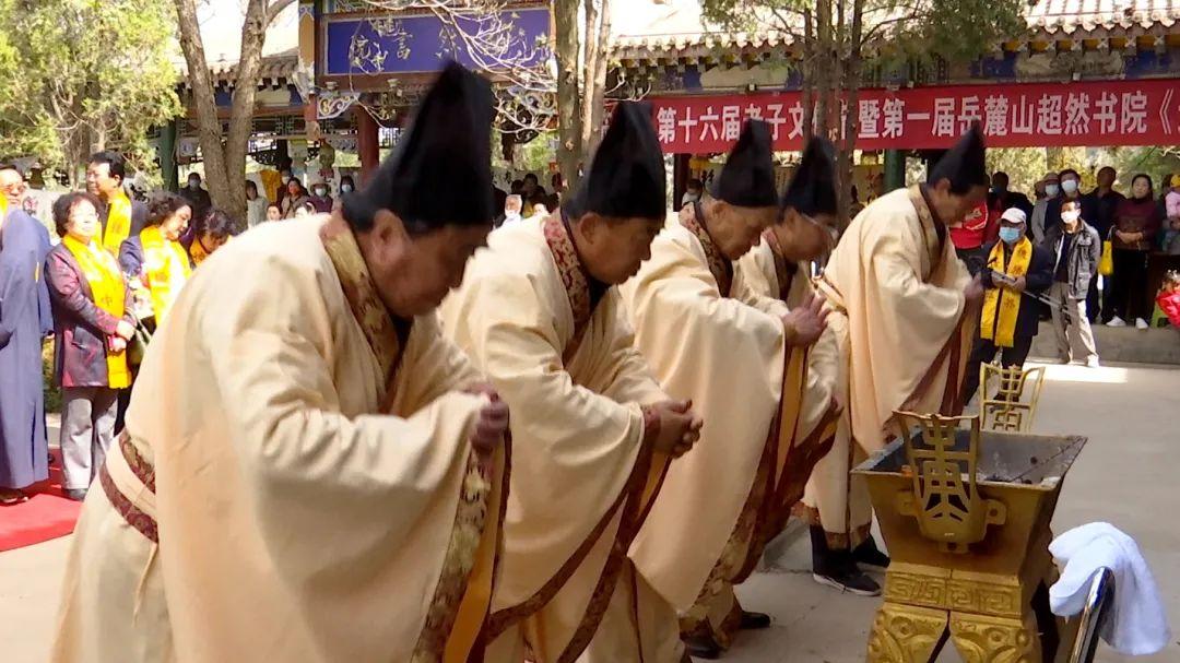 刚出生的小狗没狗妈怎么办？90后小妹亲测挤奶喂养攻略