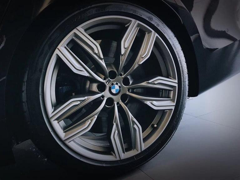 1985年6月26日出生的人命运解析：八字命理详解