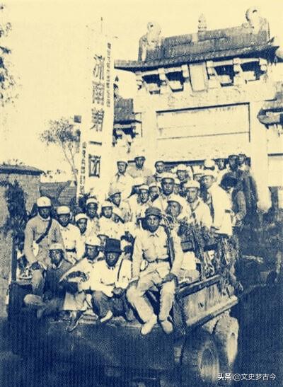 1998年12月27日出生的人命运如何？详细解析八字命理