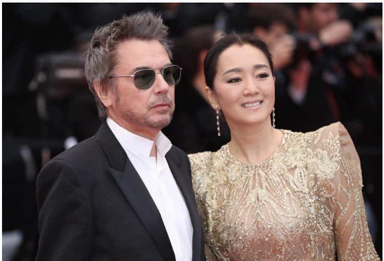 为什么别人能轻松抢到优惠券，你却总下载到山寨天猫？