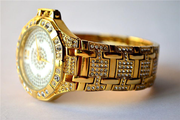 六月号农历是多少_六月4号_六月号雪的小说