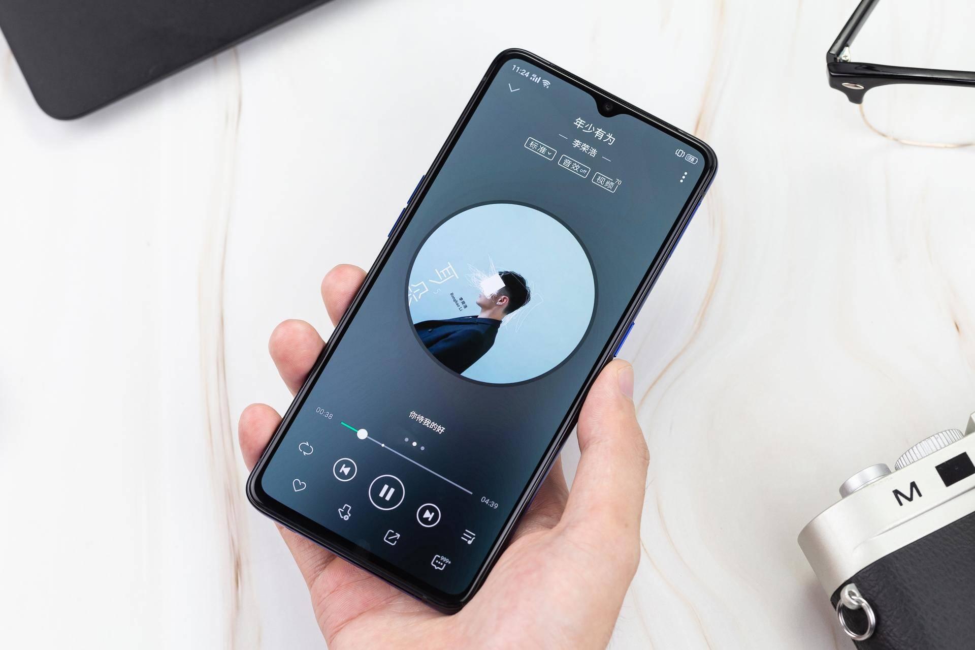 旗舰店购物真的比普通店铺更划算吗？