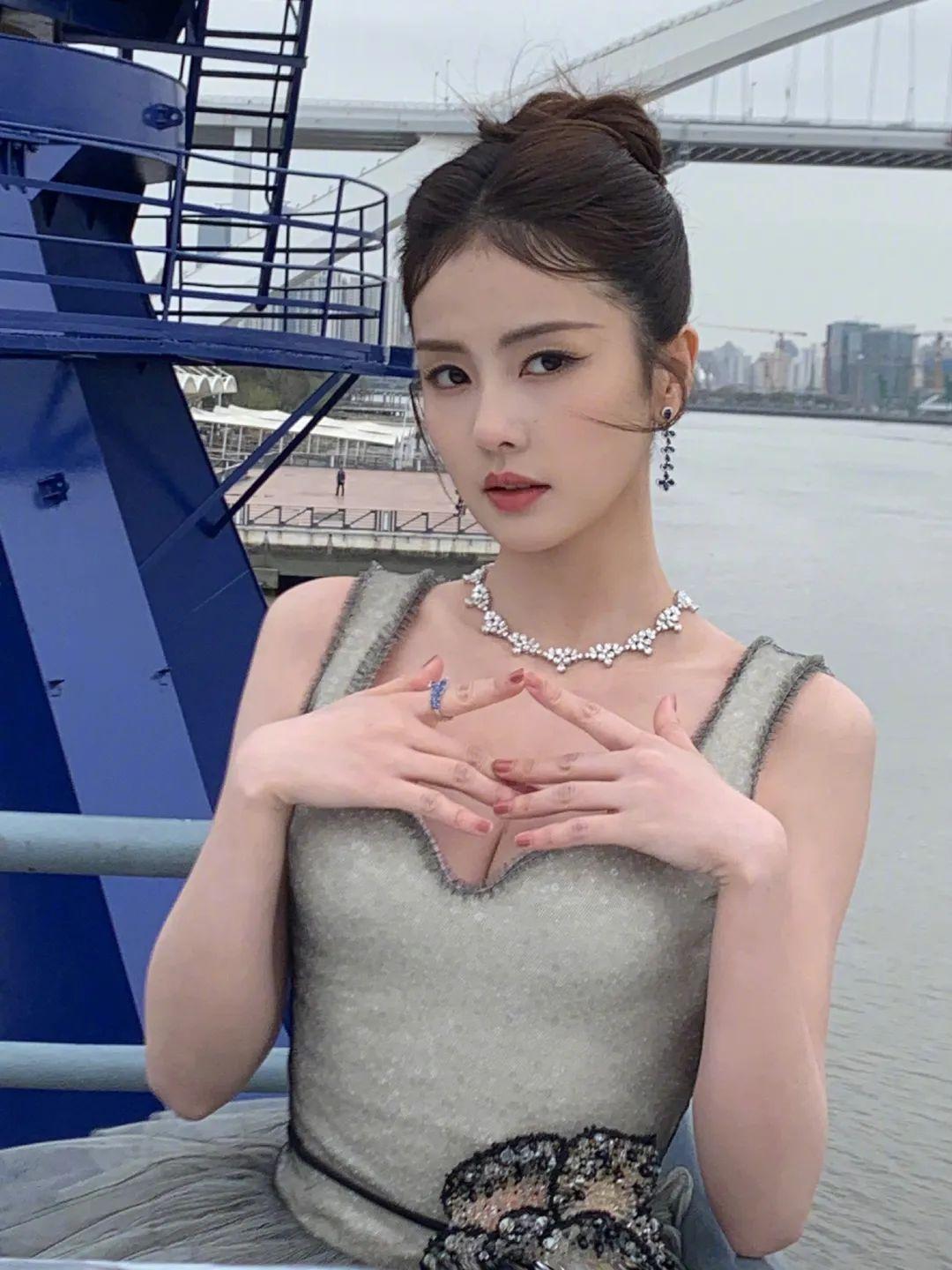 为什么别人的微博总上热搜而你发十条都没人看？