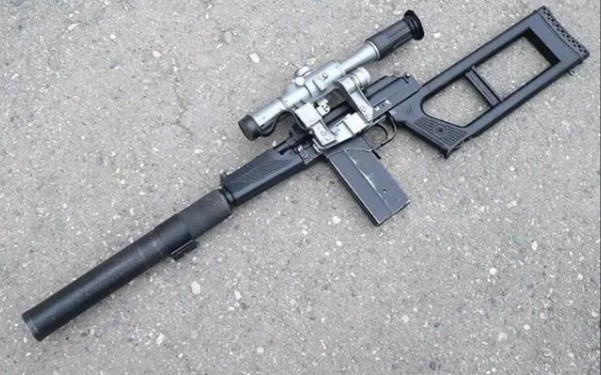 VSK-94微声狙击步枪如何成为特种作战的隐秘利器？