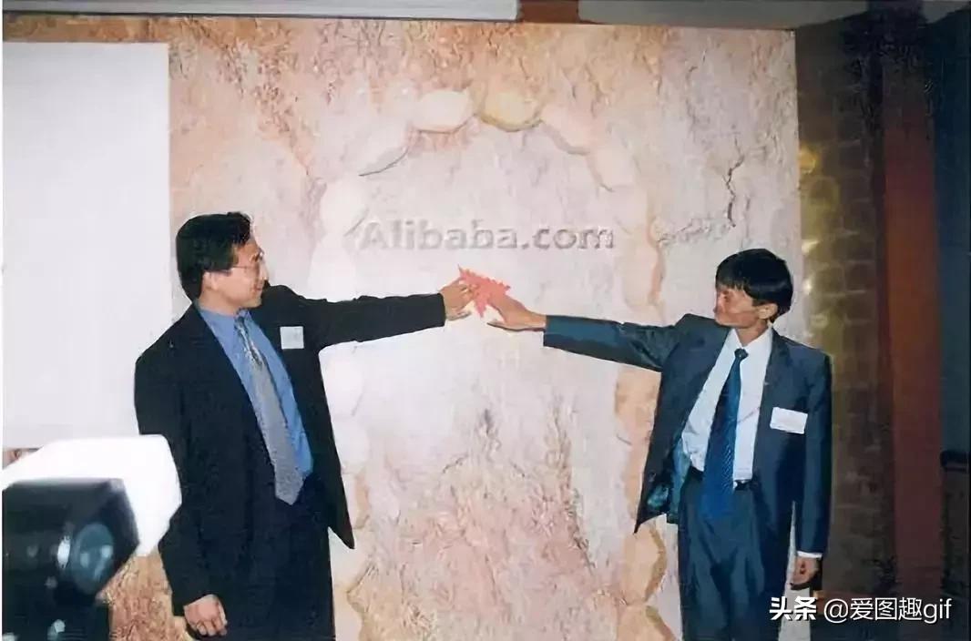 为什么每年8.26朋友圈总有人刷屏？