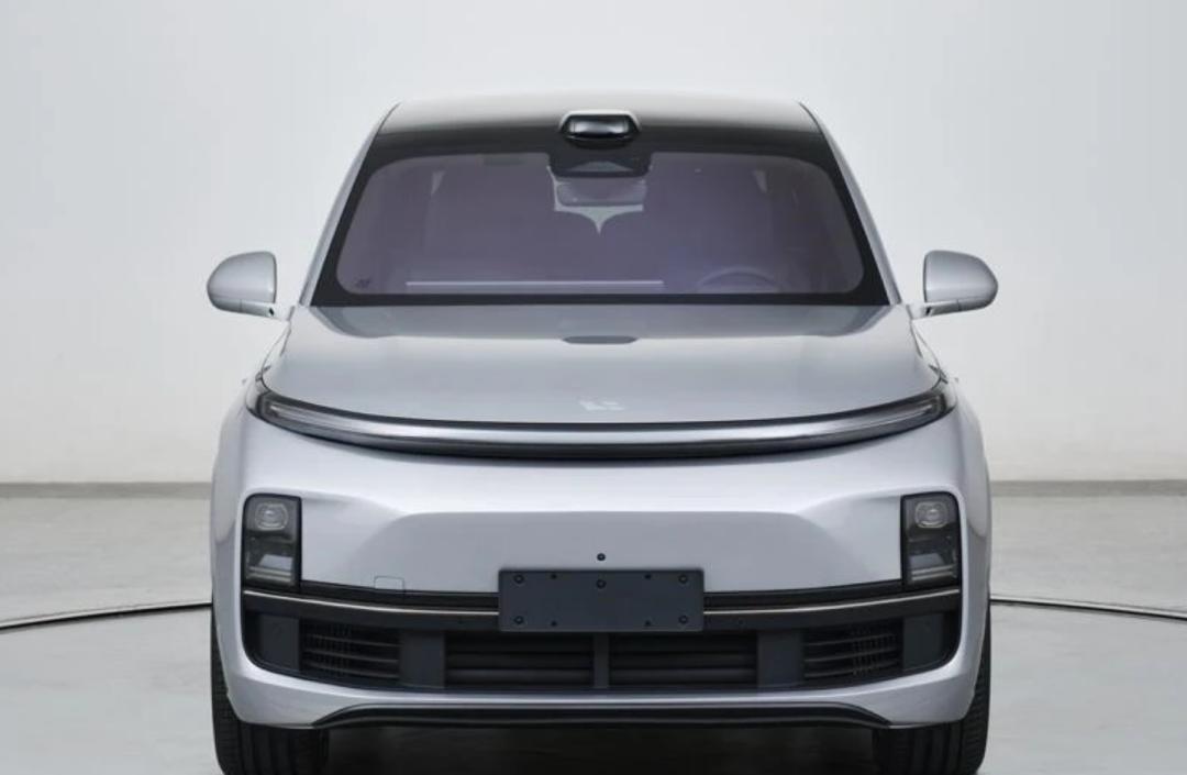 1995年出生的人属什么？2023年多少岁了？