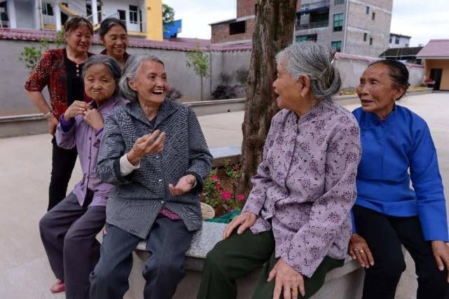 梦见棺材和死人真的会倒霉吗？