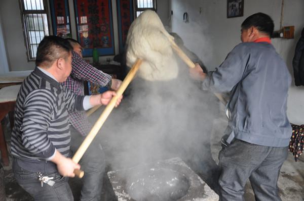 街头邂逅真能擦出爱情火花吗？