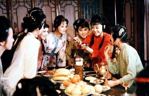 6月7日星座生日运程书：详细解读你的星座运势与未来