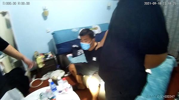 余额宝维护期间钱被冻结了怎么办？