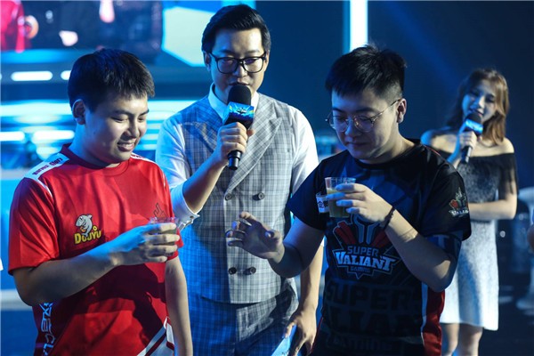 CFPLS4全明星周末为何成为穿越火线电竞史上的经典瞬间？