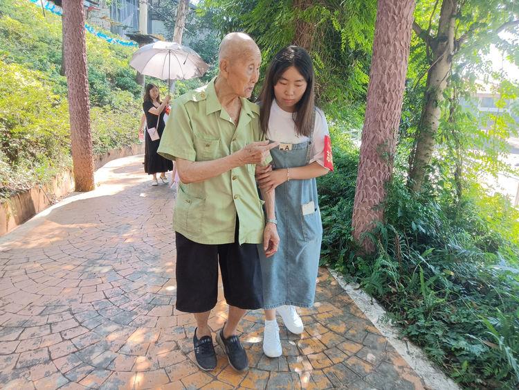 为什么说生于七月四日是每个新手必看的战争片？