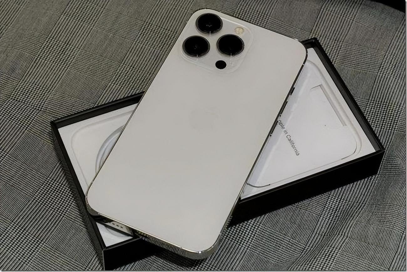 新手用手机真的能拍出专业产品图吗？