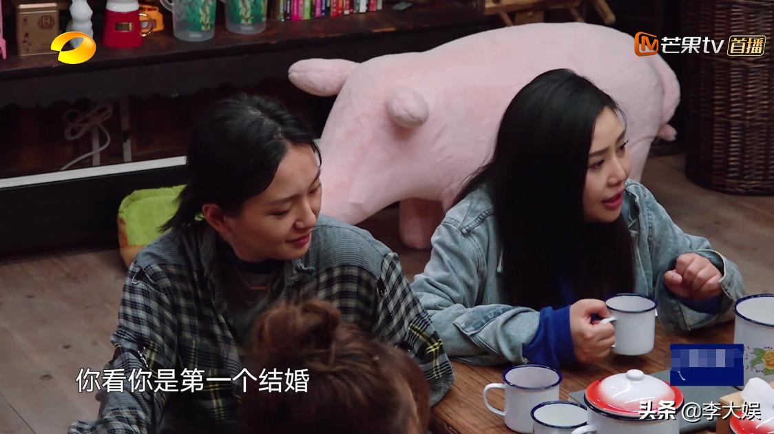 手掌没有事业线代表事业不顺吗？