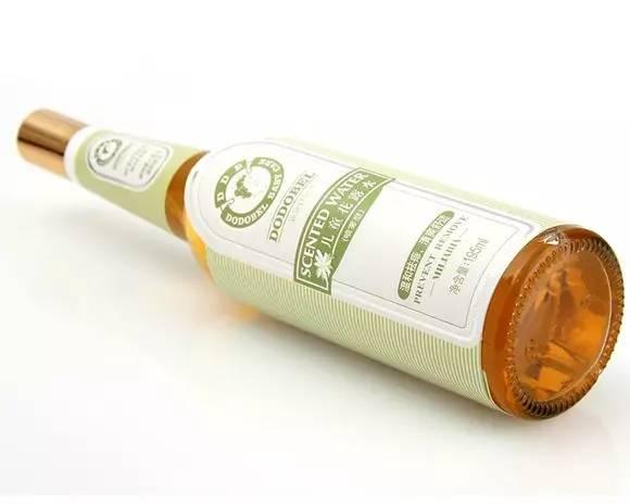 旧衣服变形褪色只能扔掉？这5招让你省下买新衣服的钱！