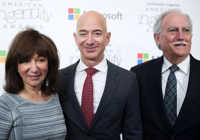 亚马逊荷兰站全球卖家注册开放,探索风车之国的电商新机遇 亚马逊荷兰站全球卖家注册开放,探索风车之国的电商新机遇