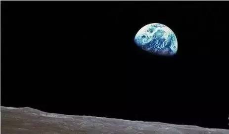 魔月现象：是宇宙魔术还是地球阴影的千年谜题？