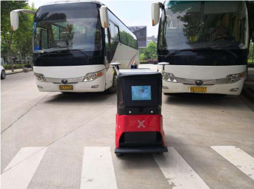 打京东客服电话会被机器人绕晕吗？