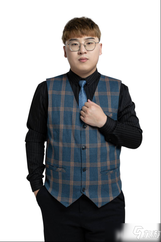 CF东东如何从狙神选手转型为手游助手开发者？