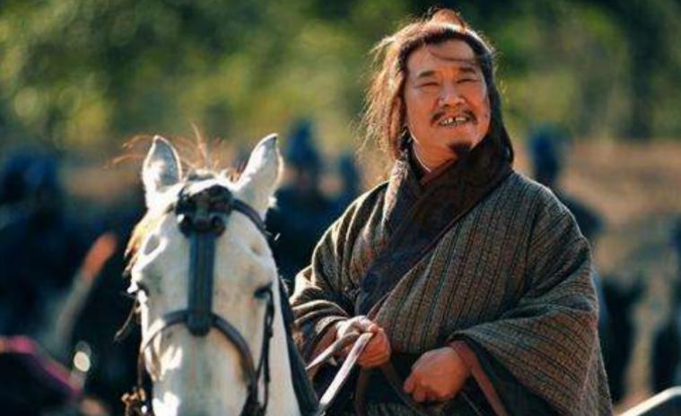 新手骑马怎样才能不摔成狗啃泥？