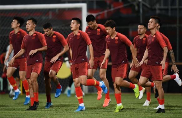 国足这份24人名单能踢出啥新花样？