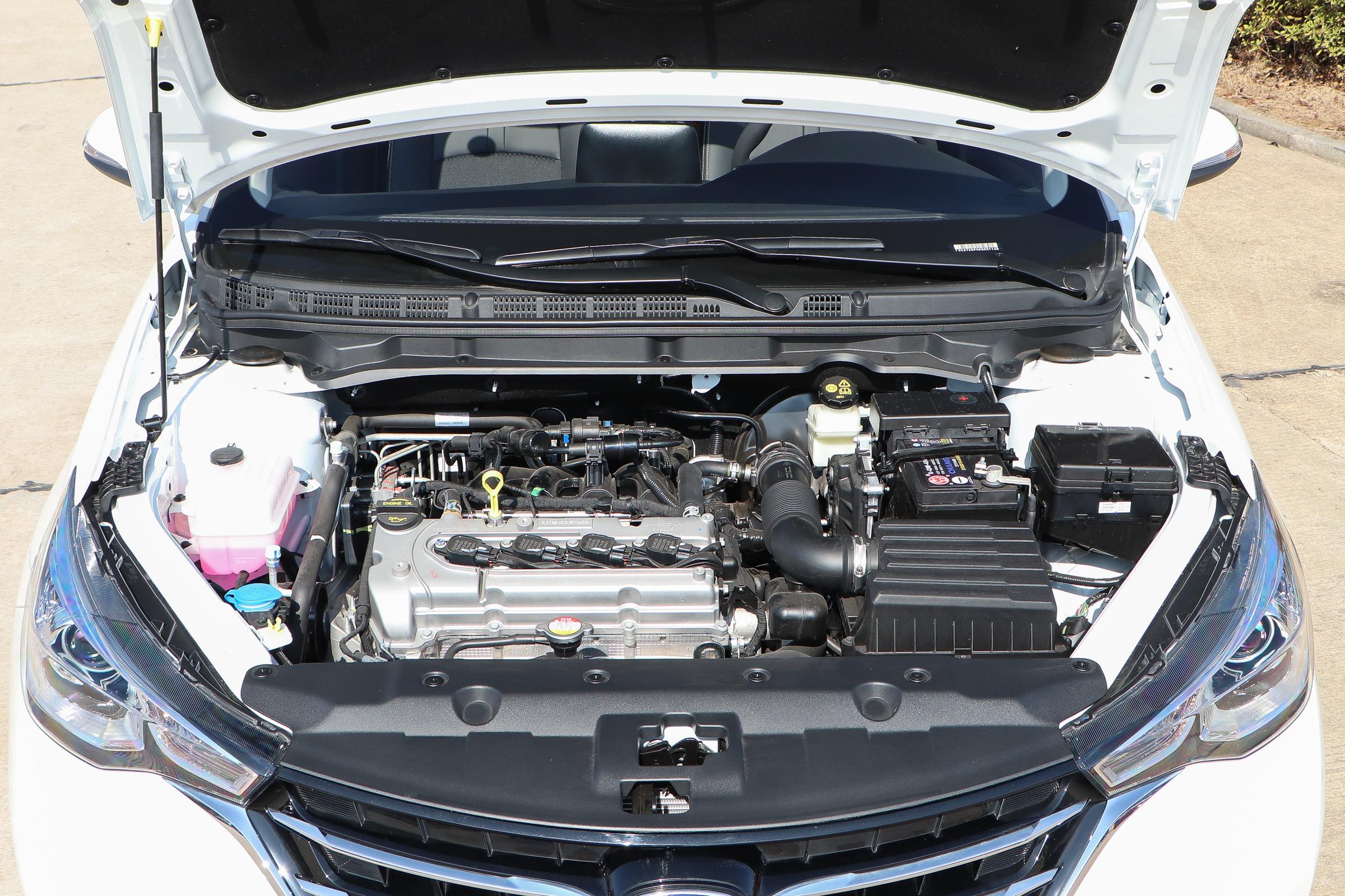 新手小白的第一辆车选长安悦翔V3靠谱吗？