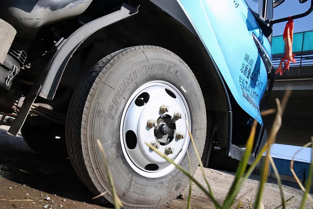 新手司机怎么选轮胎？佳安轮胎真的靠谱吗？