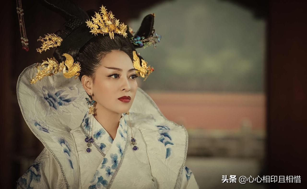 女人梦见巨人是吉兆吗?2025年周公解梦揭秘情感事业转折 女人梦见巨人是吉兆吗?2025年周公解梦揭秘情感事业转折