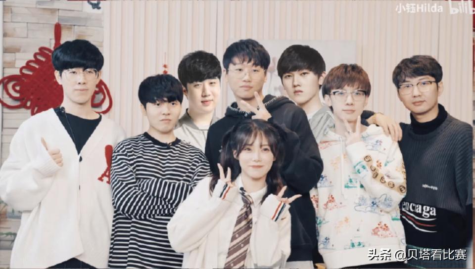 一张合照为何能让千万球迷集体破防? 一张合照为何能让千万球迷集体破防?