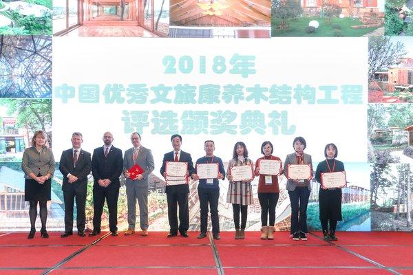 华晨宝马新5系：豪华轿车的科技革命，还是经典设计的传承？