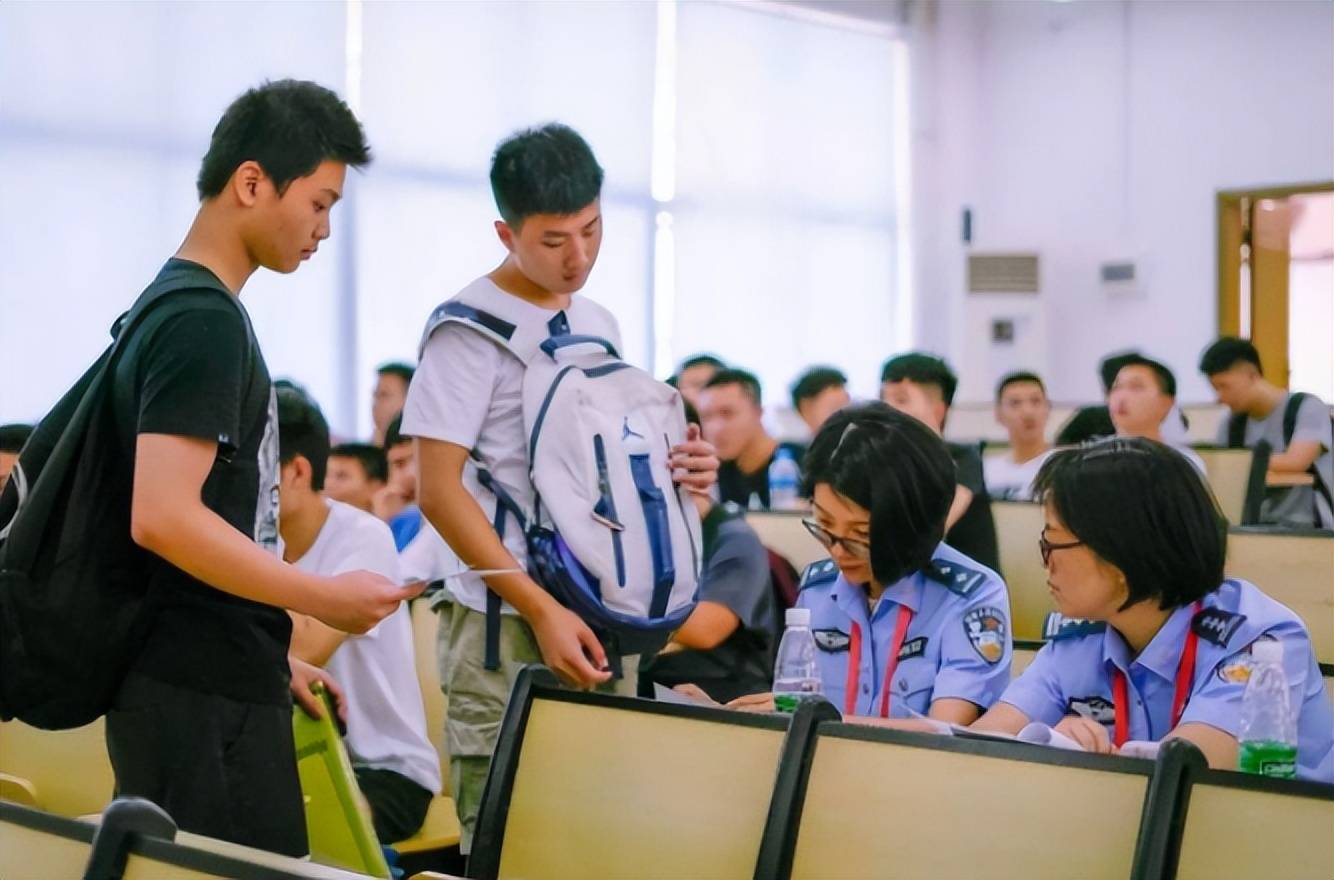 警校老师的教学工作有什么特点？深度解读助你了解