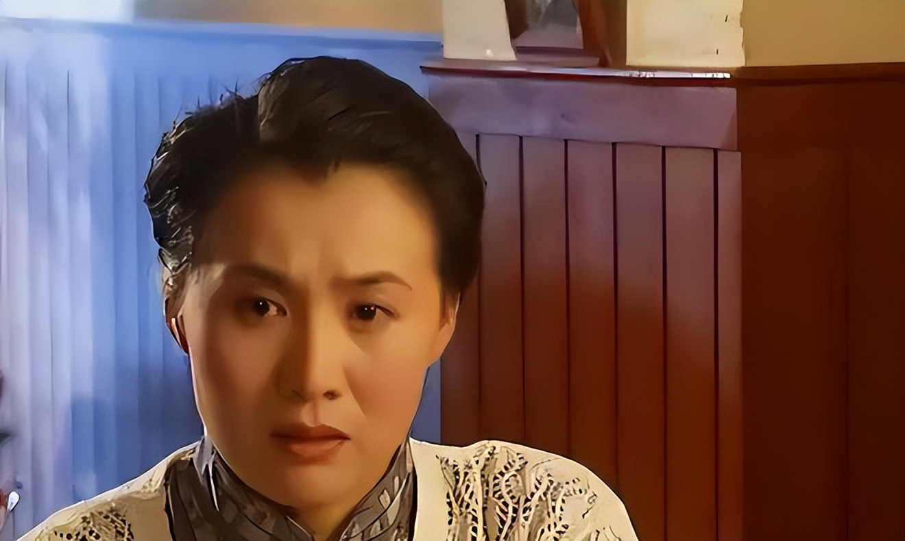 李媛媛：《聊斋》中的“地府娘娘”堪称颜值巅峰，41岁患癌去世