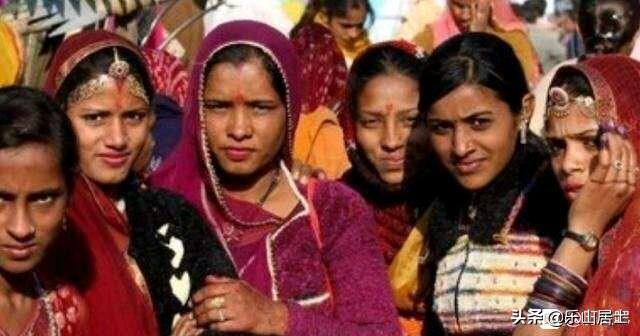 想知道从哪些特征能看出印度人的种姓和人种?这几个关键要点帮你轻松分辨清楚 想知道从哪些特征能看出印度人的种姓和人种?这几个关键要点帮你轻松分辨清楚