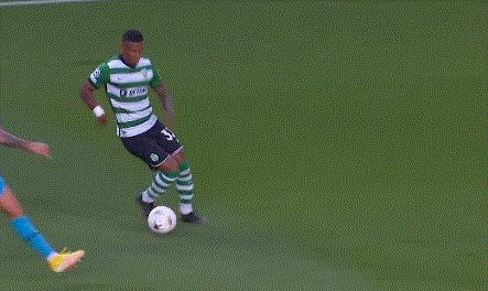 拜仁为啥能把巴萨揍个3-0？菜鸟也看得懂的战术解析