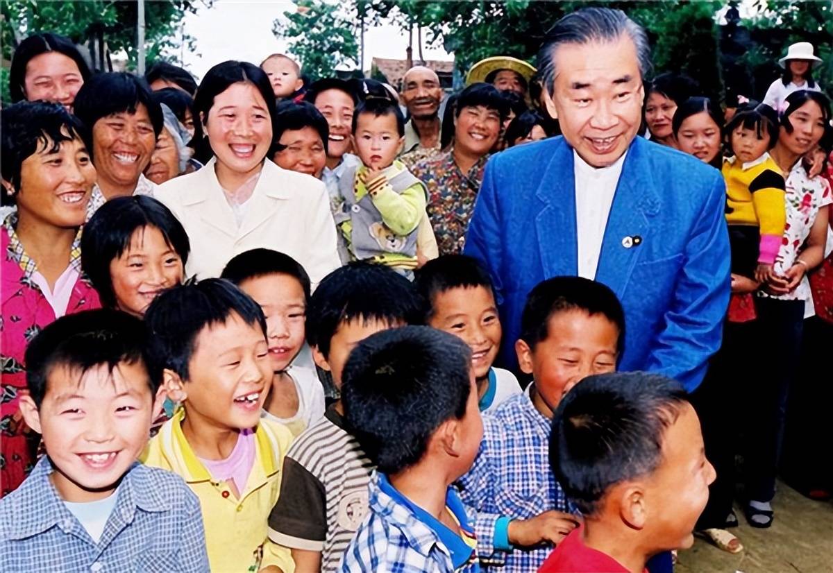 日本华裔首相羽田孜：穿中山装见天皇的64天