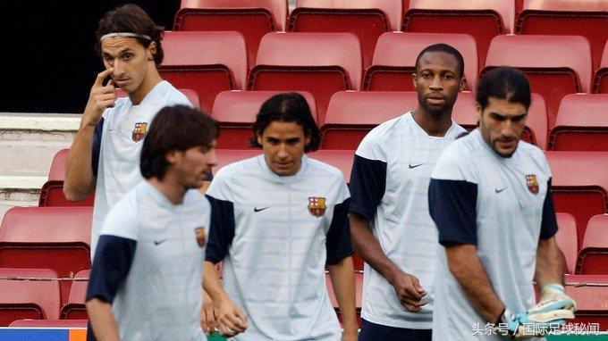 给猫咪戴铃铛真的不会害了它吗？