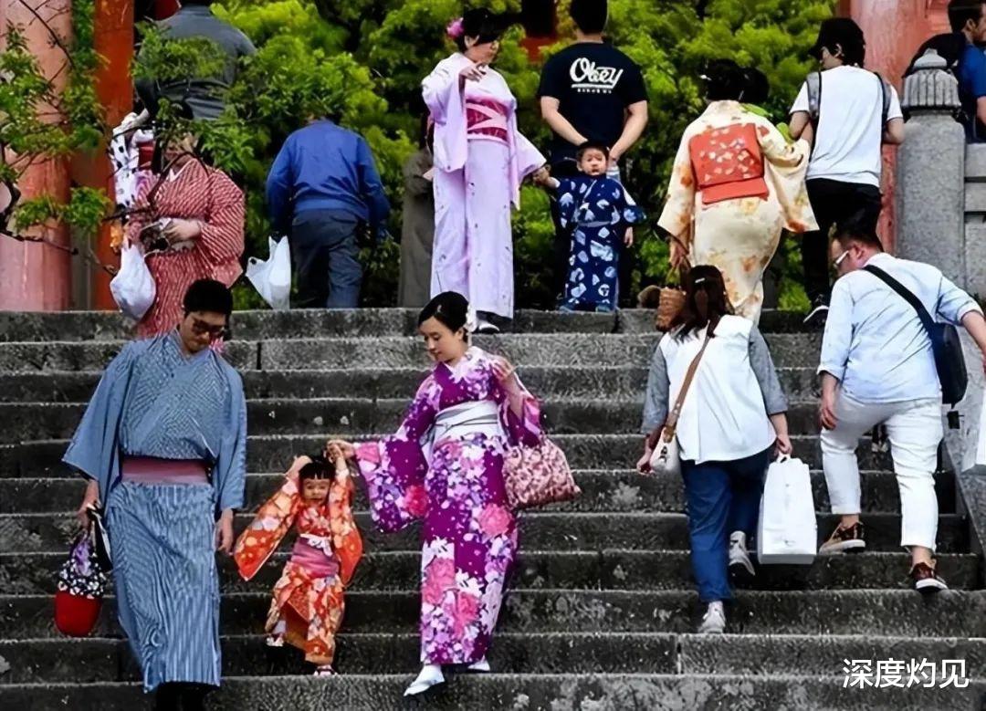 回顾：日本不欢迎外来移民，却每年吸纳中国人，这背后有什么目的？
