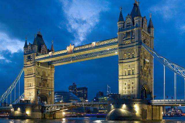 英国华人小孩成绩为什么那么好？一般都住在哪些城市？