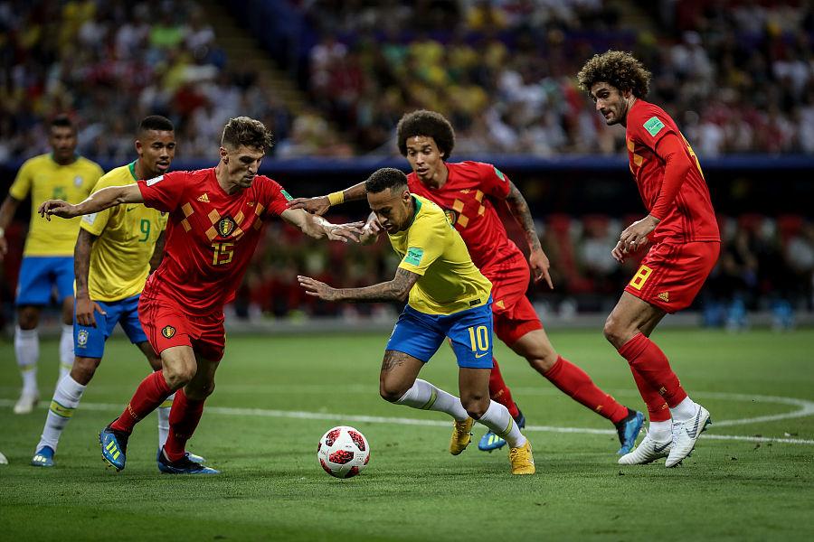 内马尔这10张图凭什么帅到出圈? 内马尔这10张图凭什么帅到出圈?