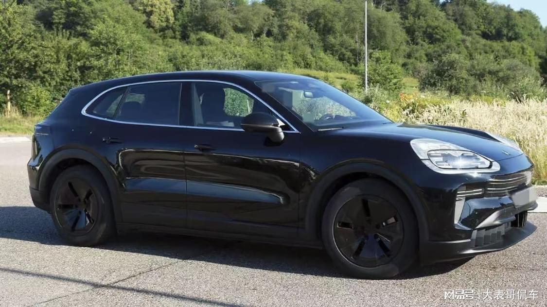 卡宴2026款全新一代究竟有多强?深度解析其性能与设计亮点 卡宴2026款全新一代究竟有多强?深度解析其性能与设计亮点