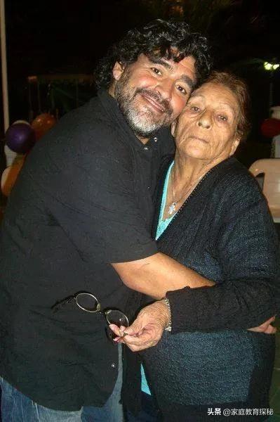 马拉多纳和梅西到底有啥关系?看完这篇你就懂了! 马拉多纳和梅西到底有啥关系?看完这篇你就懂了!