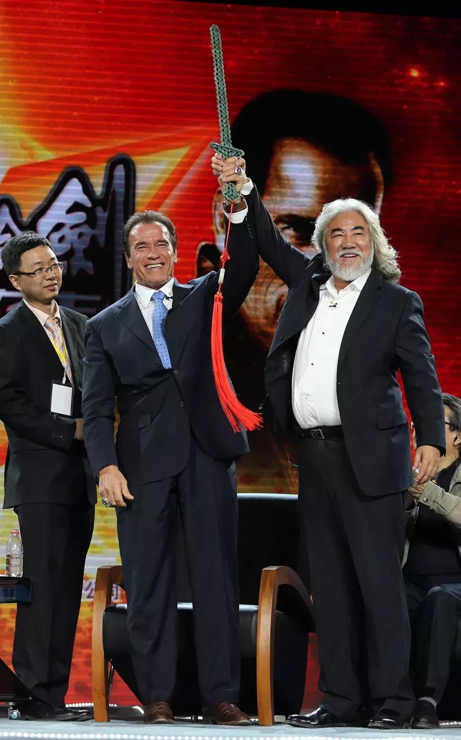 哈弗H8为何被称为长城汽车的秘密武器? 哈弗H8为何被称为长城汽车的秘密武器?