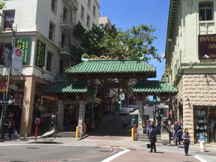 北美华人论坛怎么玩才能不踩雷? 北美华人论坛怎么玩才能不踩雷?