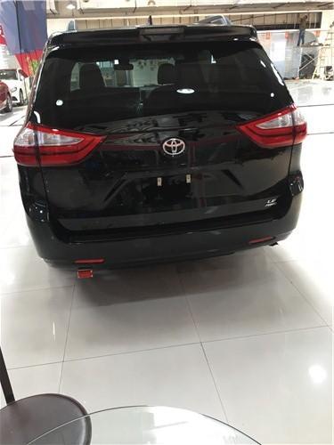 丰田商务车七座塞纳值得买吗？家庭出行省3万油费的隐藏攻略