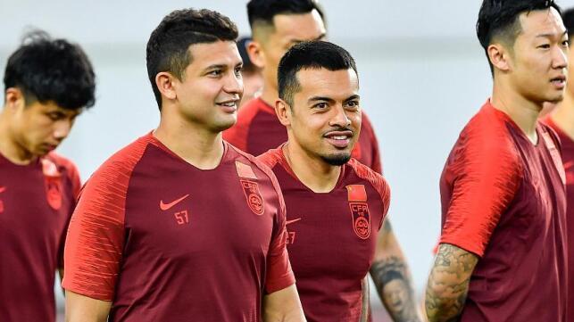 日本男足为什么要续约这个 背锅侠 教练? 日本男足为什么要续约这个 背锅侠 教练?