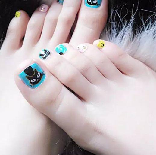 主子脚丫红肿流脓是得了甲沟炎吗？