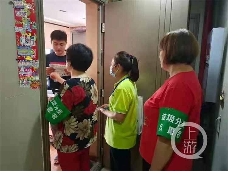 2025年梦见囚犯进监狱预示什么？12星座转运全解析