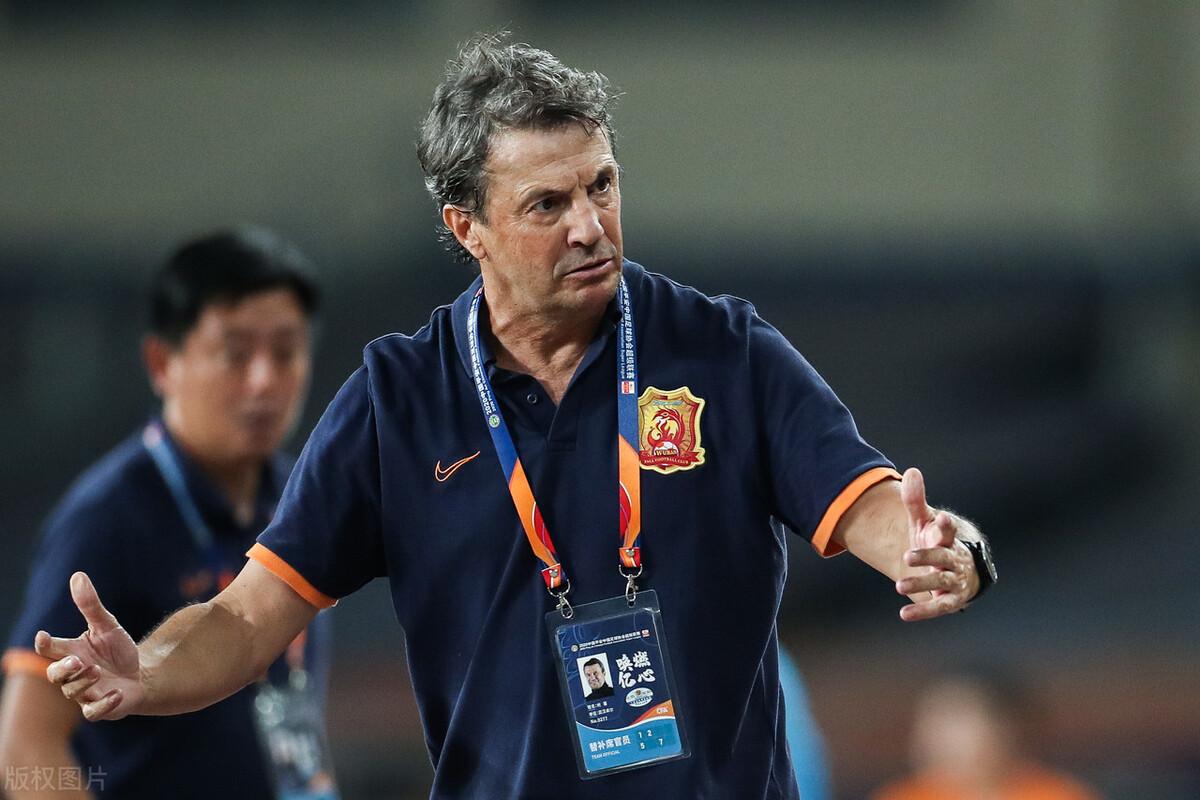 新手怎么用哈姆西克才能当球场指挥官？