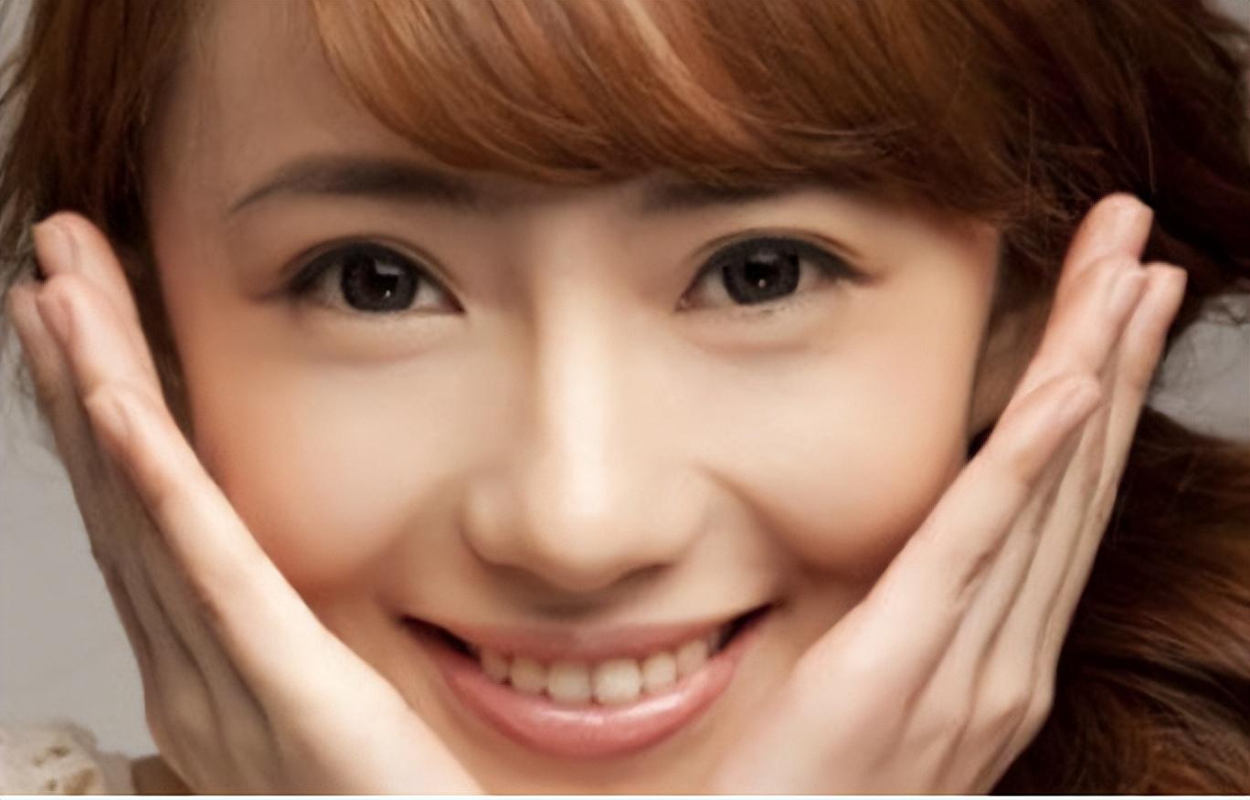 脸上这两条纹路真能看透命运? 脸上这两条纹路真能看透命运?