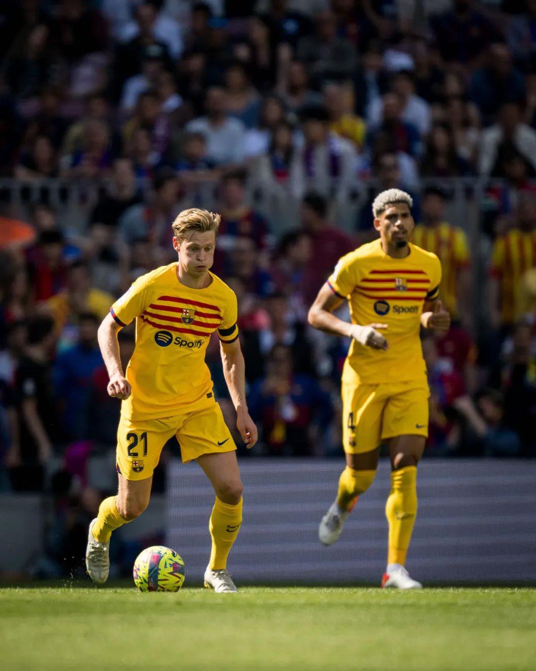 巴萨花5000万签34岁莱万到底亏不亏？